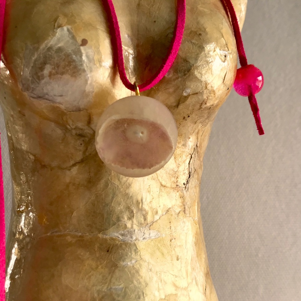 Hand made necklace Shell and fresh water pearl soaked in pink resin